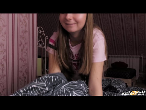 ❤️ Blondie zuigt haar BFF's diep en krijgt Cum in haar mond Porno fb at nl.pornpictureshq.ru ﹏